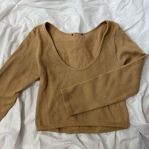 Zara cropped 3/4 sleeves fitted top!